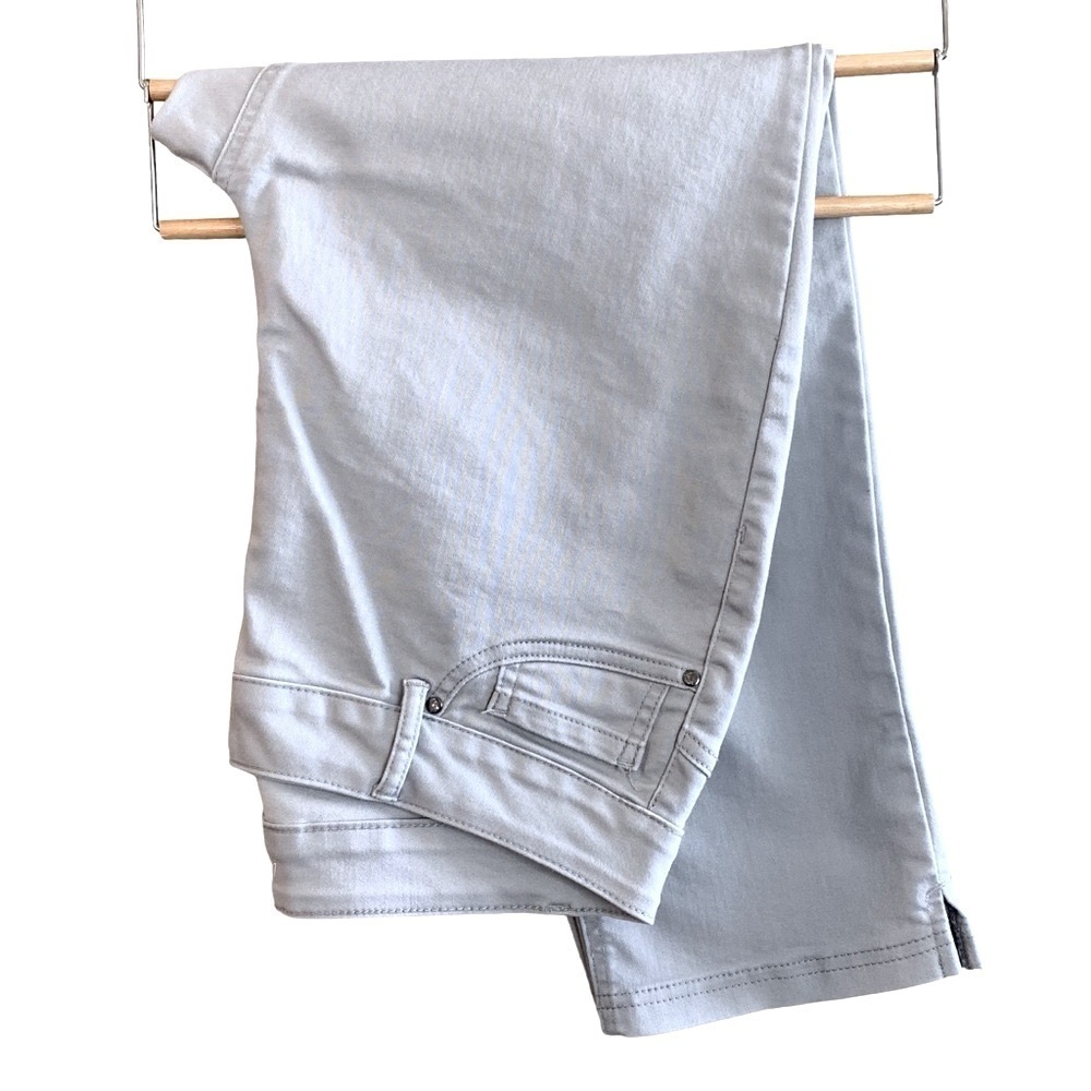 Up! Cropped Capri - Picture 9 of 11
